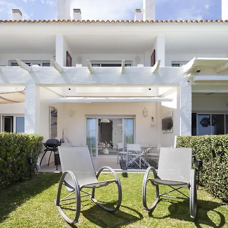 Holiday home En Primera Linea De Playa, Estepona