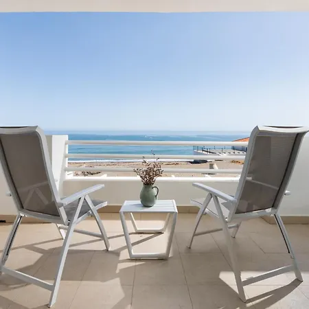 Holiday home En Primera Linea De Playa, Estepona